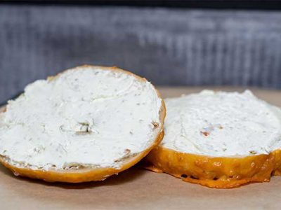 Classic Bagel With Cream Cheese